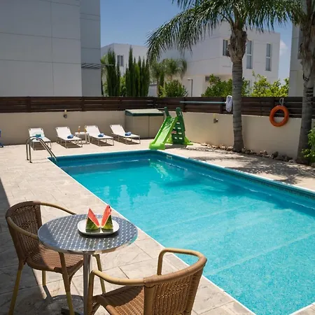 Sunnyvillas: 3br Family ☆pool☆walk To Beach - Palm
