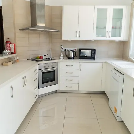 Sunnyvillas: 3br Family ☆pool☆walk To Beach - Palm *