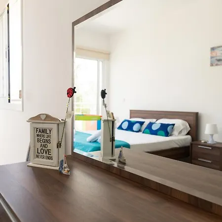 Sunnyvillas: 3br Family ☆pool☆walk To Beach - Palm Villa *